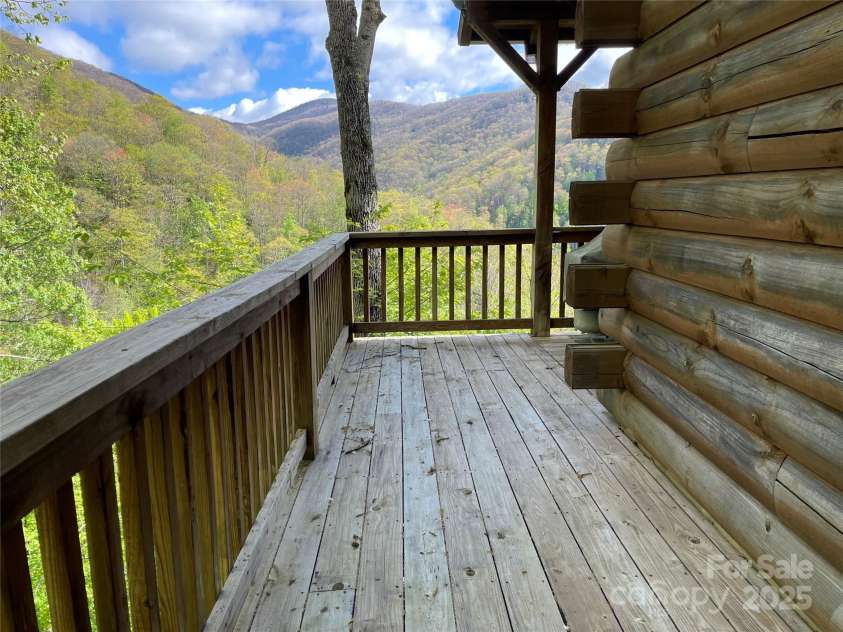 96 Trails End Lane, Maggie Valley, NC 28751.  MLS# CAR4254858, YatesRealty ID 12282. 