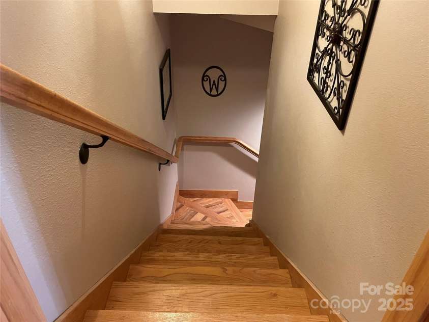 96 Trails End Lane, Maggie Valley, NC 28751.  MLS# CAR4254858, YatesRealty ID 12282. 