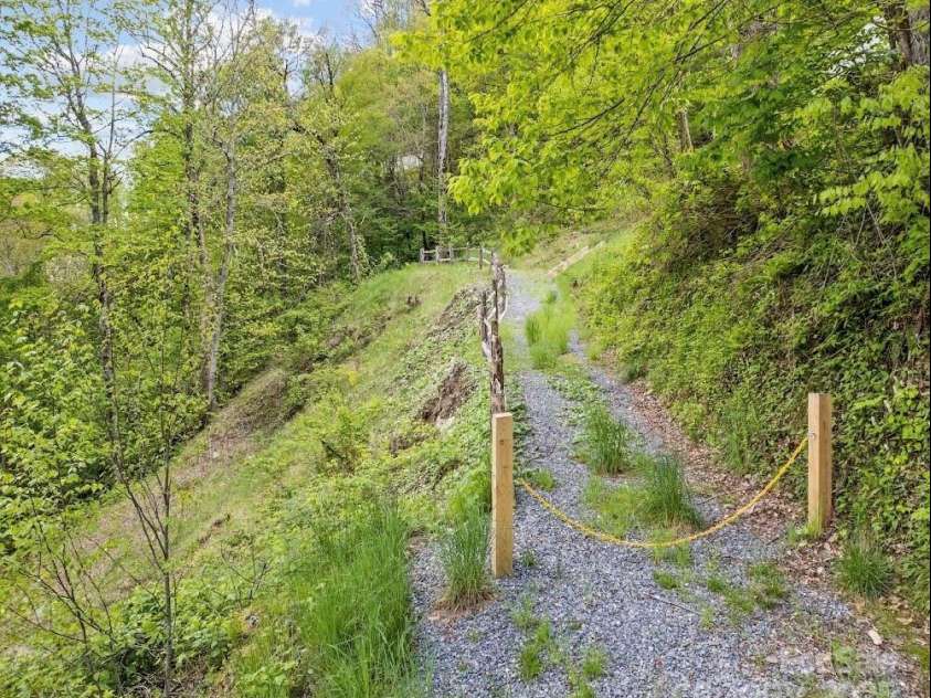 96 Trails End Lane, Maggie Valley, NC 28751.  MLS# CAR4254858, YatesRealty ID 12282. 