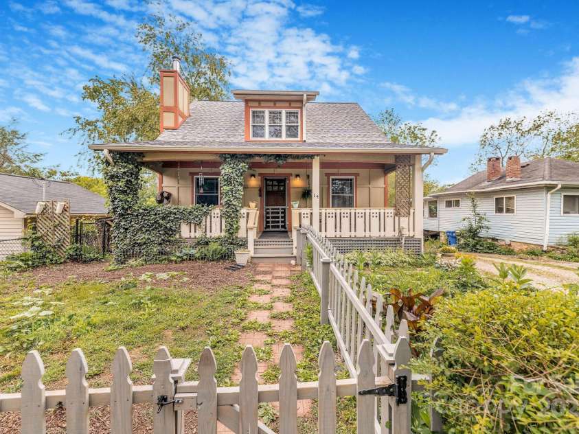 14 Drake Street, Asheville, NC 28806.  MLS# CAR4220997, YatesRealty ID 12283. 