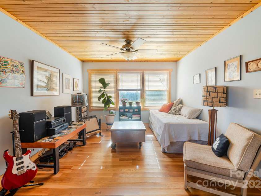 14 Drake Street, Asheville, NC 28806.  MLS# CAR4220997, YatesRealty ID 12283. Second level sitting room.