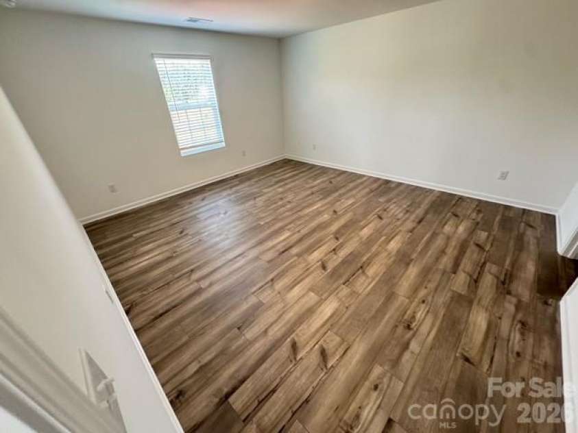 4114 Oxford Glen Drive, Claremont, NC 28610.  MLS# CAR4357775, YatesRealty ID 12283. 