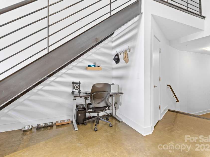 925 Westmere Avenue, Charlotte, NC 28208.  MLS# CAR4240350, YatesRealty ID 12284. 