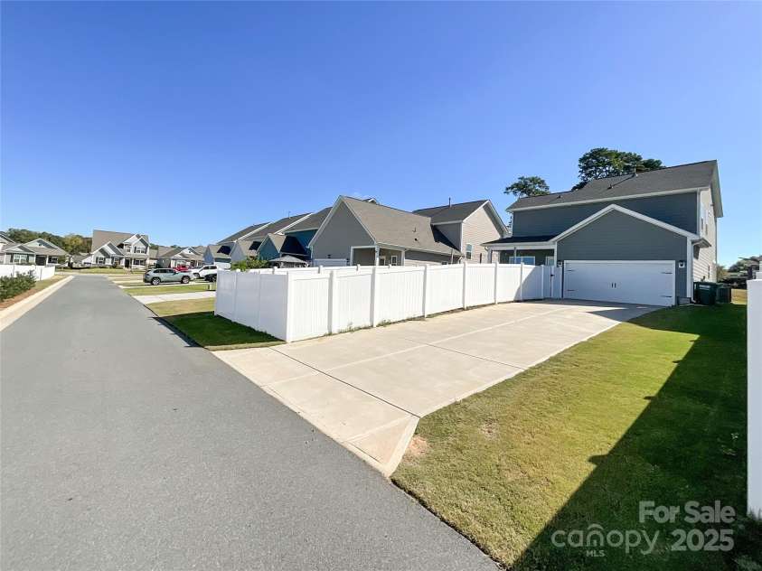 417 Kiser Lane, Locust, NC 28097.  MLS# CAR4312317, YatesRealty ID 12285. 
