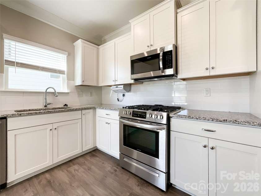 417 Kiser Lane, Locust, NC 28097.  MLS# CAR4312317, YatesRealty ID 12285. Kitchen
