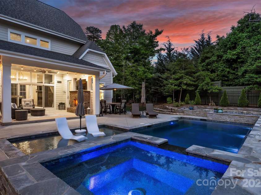 106 Thunder Hill Road, Mooresville, NC 28117.  MLS# CAR4253787, YatesRealty ID 12287. 