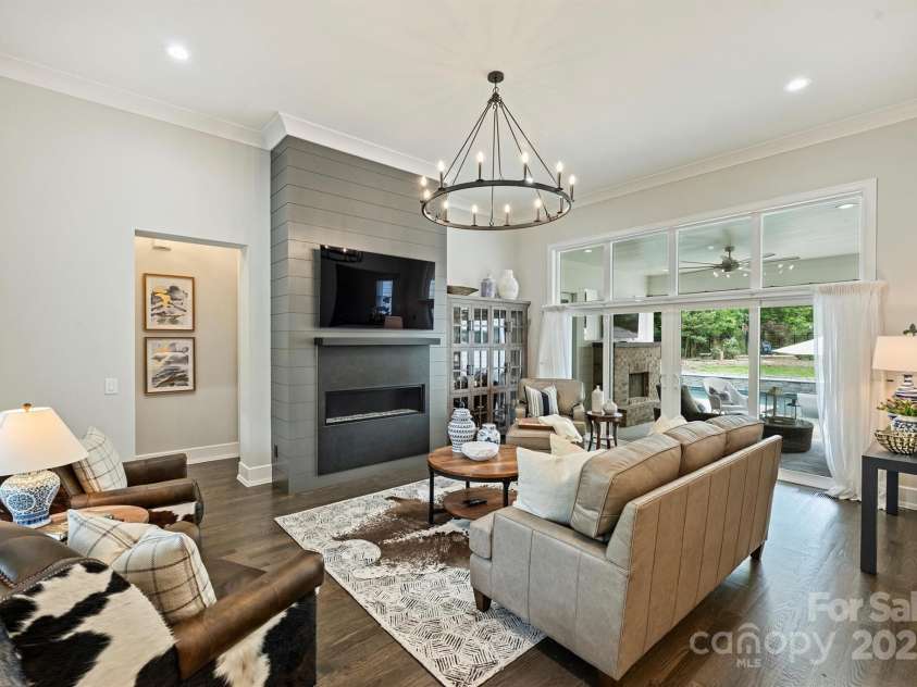 106 Thunder Hill Road, Mooresville, NC 28117.  MLS# CAR4253787, YatesRealty ID 12287. 