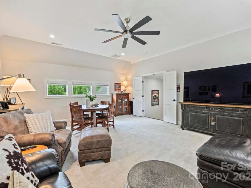 106 Thunder Hill Road, Mooresville, NC 28117.  MLS# CAR4253787, YatesRealty ID 12287. 