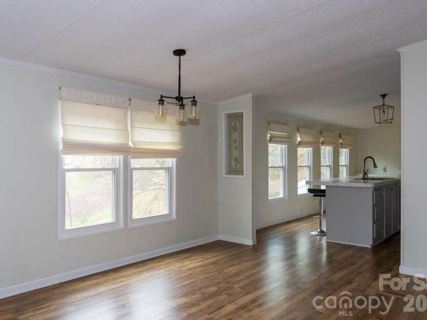 10 Savannah Circle, Leicester, NC 28748.  MLS# CAR4357937, YatesRealty ID 12288. 