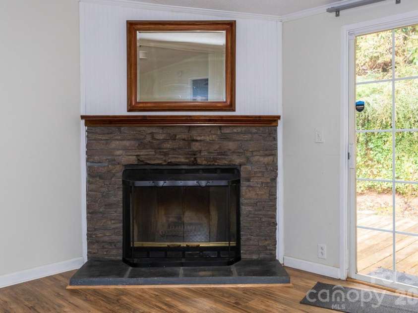 10 Savannah Circle, Leicester, NC 28748.  MLS# CAR4357937, YatesRealty ID 12288. 