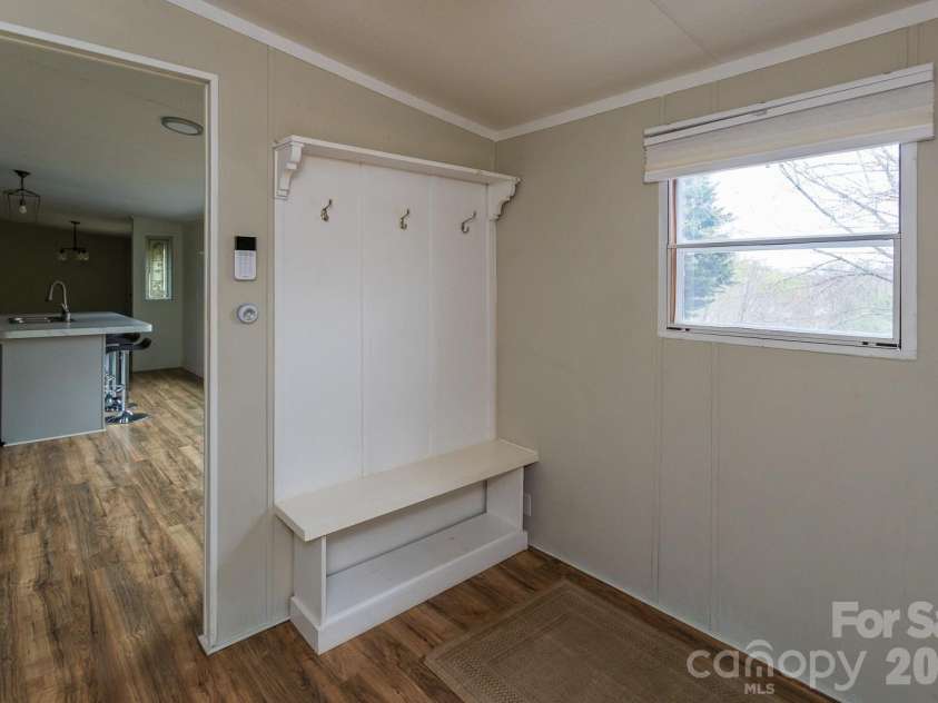 10 Savannah Circle, Leicester, NC 28748.  MLS# CAR4357937, YatesRealty ID 12288. 