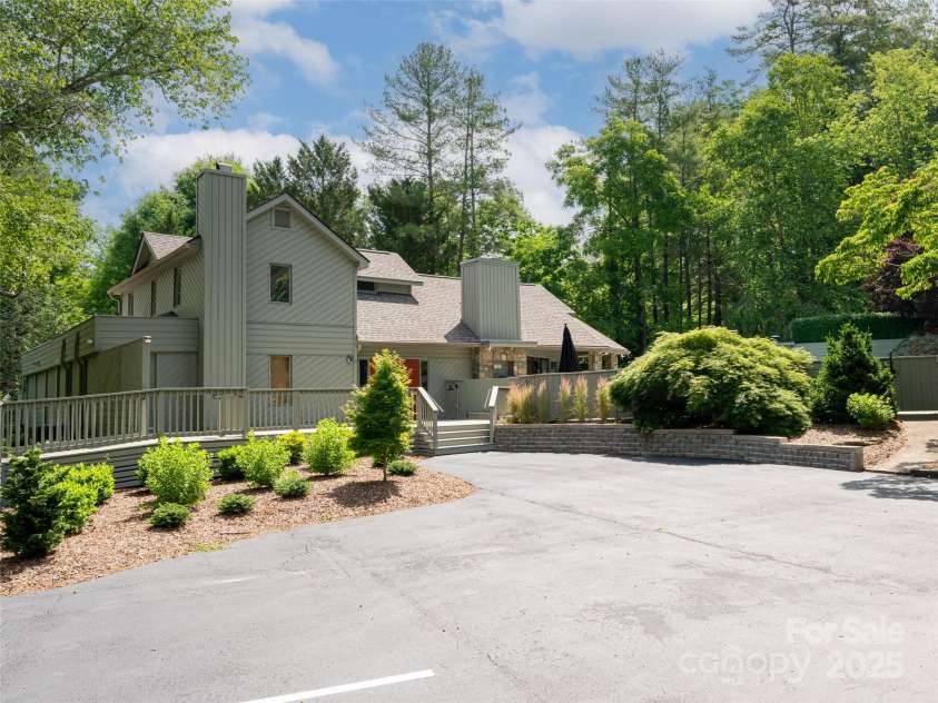 1901 Timber Trail, Asheville, NC 28804.  MLS# CAR4252207, YatesRealty ID 12288. Club House for Residents