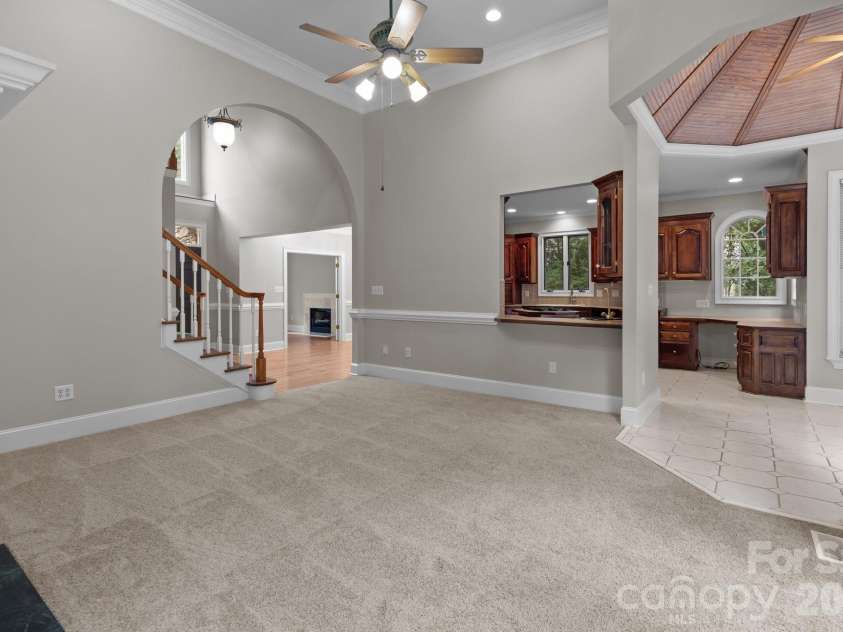 165 Futrell Landing, New London, NC 28127.  MLS# CAR4270602, YatesRealty ID 1229. Great room