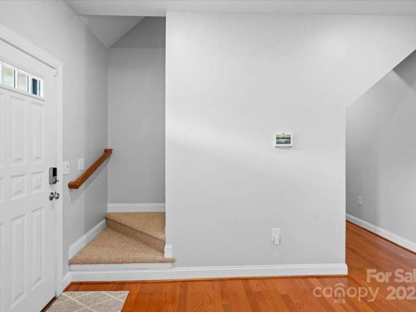 1005 Jody Drive, Matthews, NC 28104.  MLS# CAR4216529, YatesRealty ID 12292. 