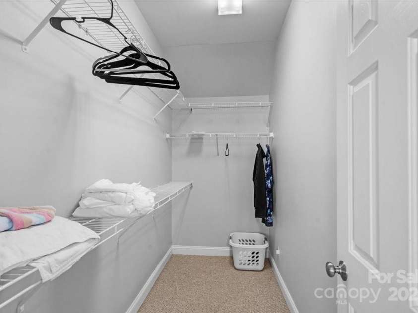 1005 Jody Drive, Matthews, NC 28104.  MLS# CAR4216529, YatesRealty ID 12292. 