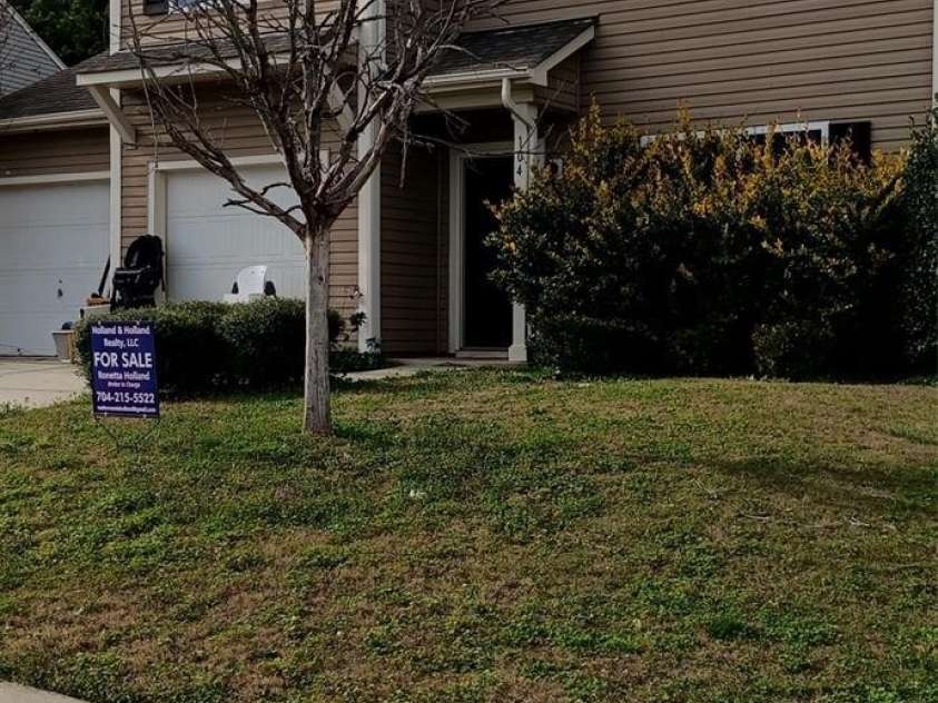 104 Lexi Mason Court, Mount Holly, NC 28120.  MLS# CAR4355179, YatesRealty ID 12292. Front