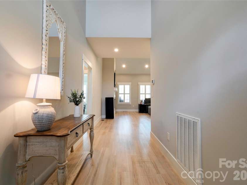 1309 Oak Canopy Road, Lincolnton, NC 28092.  MLS# CAR4355665, YatesRealty ID 12293. Foyer
