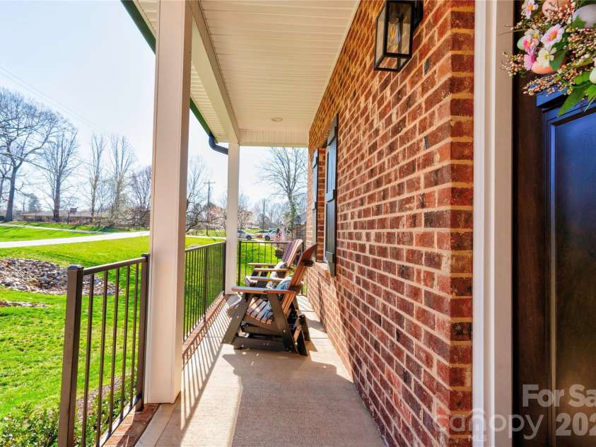 1309 Oak Canopy Road, Lincolnton, NC 28092.  MLS# CAR4355665, YatesRealty ID 12293. Front Covered Porch