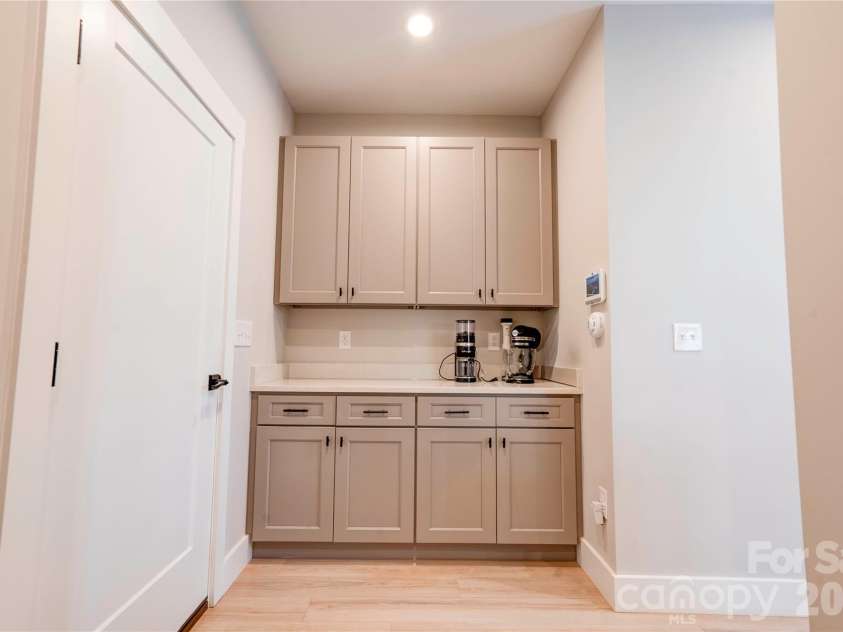 1309 Oak Canopy Road, Lincolnton, NC 28092.  MLS# CAR4355665, YatesRealty ID 12293. Laundry/Mudroom