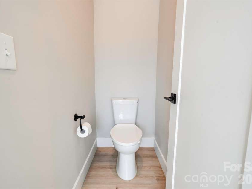 1309 Oak Canopy Road, Lincolnton, NC 28092.  MLS# CAR4355665, YatesRealty ID 12293. Primary Bathroom