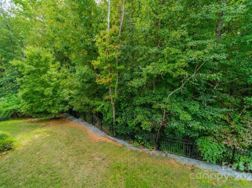 2108 Clarion Drive, Fort Mill, SC 29707.  MLS# CAR4277787, YatesRealty ID 12294. 