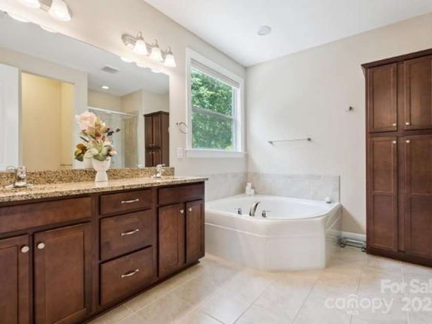 2108 Clarion Drive, Fort Mill, SC 29707.  MLS# CAR4277787, YatesRealty ID 12294. 