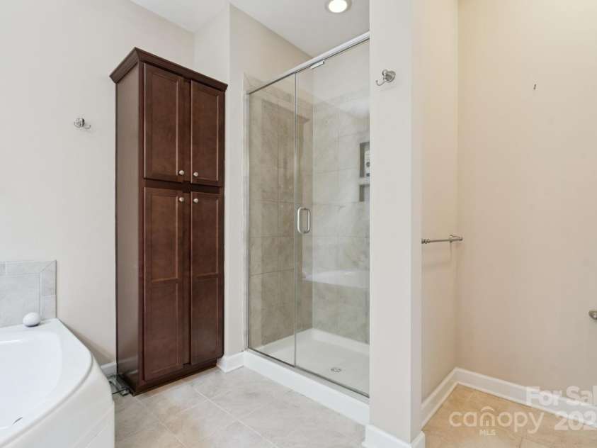 2108 Clarion Drive, Fort Mill, SC 29707.  MLS# CAR4277787, YatesRealty ID 12294. 