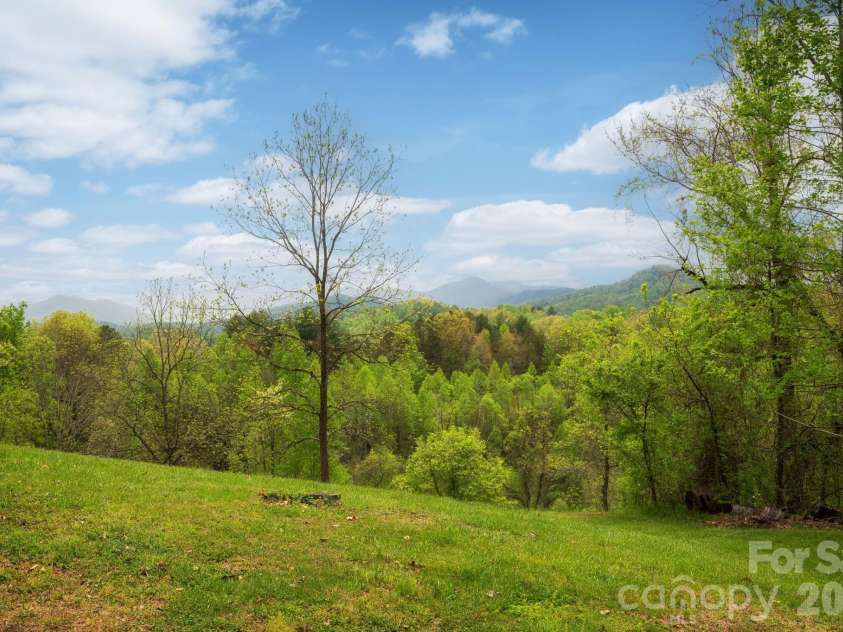 69 Heslar Way, Marshall, NC 28753.  MLS# CAR4345073, YatesRealty ID 12294. Level yard space