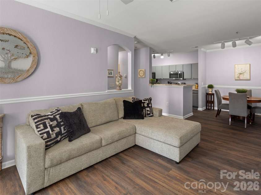 900 Vista Lake Drive, Candler, NC 28715.  MLS# CAR4361533, YatesRealty ID 12295. 