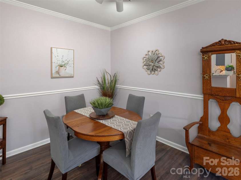 900 Vista Lake Drive, Candler, NC 28715.  MLS# CAR4361533, YatesRealty ID 12295. 