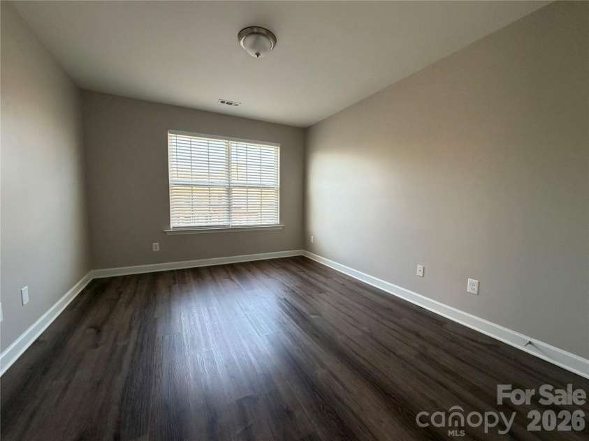 3215 Shadowy Retreat Drive, Matthews, NC 28104.  MLS# CAR4364516, YatesRealty ID 12296. 