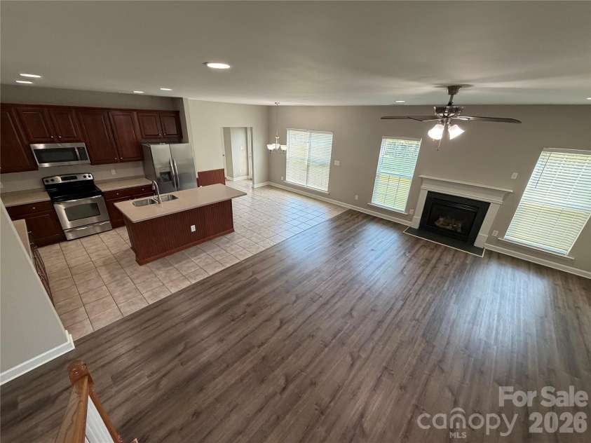 3215 Shadowy Retreat Drive, Matthews, NC 28104.  MLS# CAR4364516, YatesRealty ID 12296. 