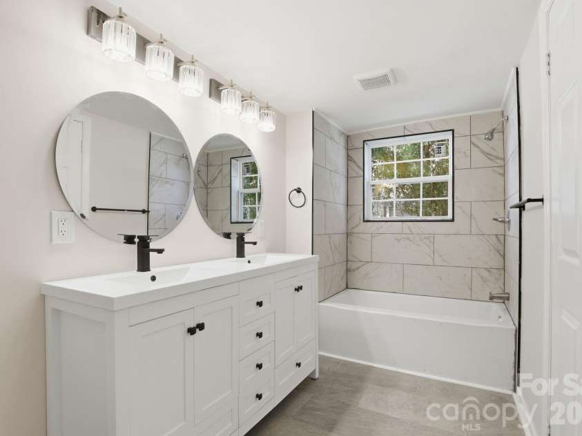 359 Ann Street, Concord, NC 28025.  MLS# CAR4345516, YatesRealty ID 12297. 