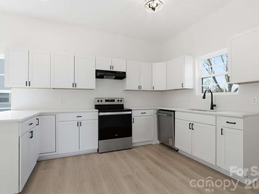 359 Ann Street, Concord, NC 28025.  MLS# CAR4345516, YatesRealty ID 12297. 