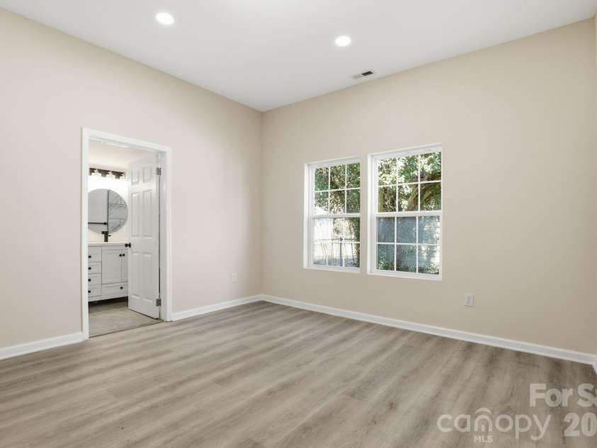 359 Ann Street, Concord, NC 28025.  MLS# CAR4345516, YatesRealty ID 12297. 