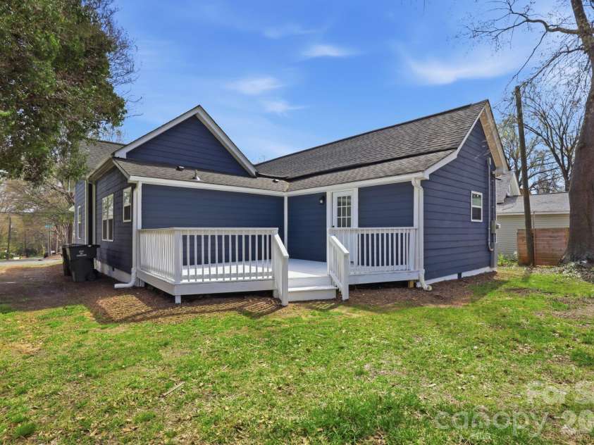 359 Ann Street, Concord, NC 28025.  MLS# CAR4345516, YatesRealty ID 12297. 