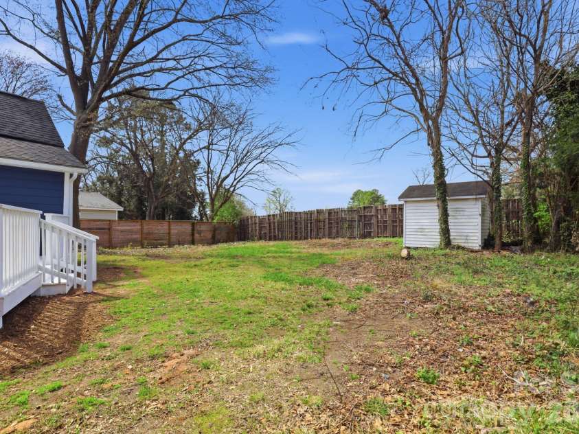 359 Ann Street, Concord, NC 28025.  MLS# CAR4345516, YatesRealty ID 12297. 