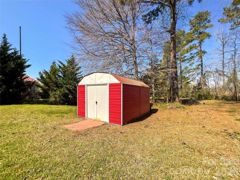 6708 Aerowood Circle, Waxhaw, NC 28173.  MLS# CAR4362995, YatesRealty ID 12298. Shed