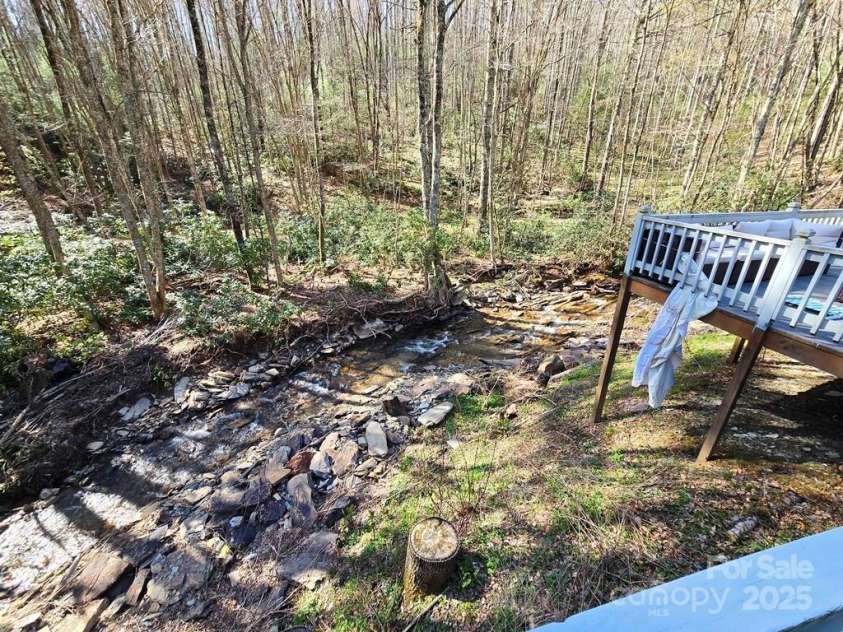 115 Little Horse Path, Lansing, NC 28643.  MLS# CAR4292531, YatesRealty ID 123. 