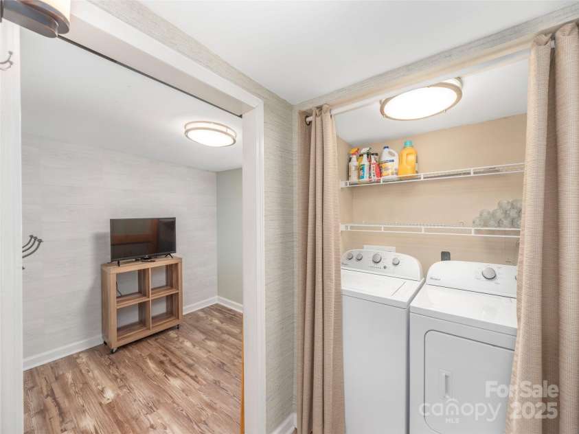 10 Valentine Drive, Maggie Valley, NC 28751.  MLS# CAR4297288, YatesRealty ID 1230. 