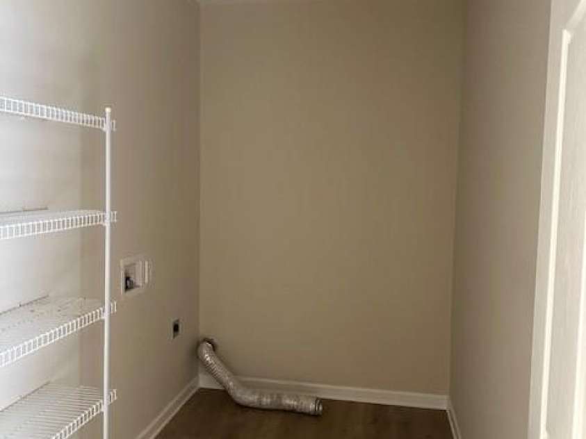 15200 Chowning Tavern Lane, Charlotte, NC 28262.  MLS# CAR4226810, YatesRealty ID 1230. Laundry Room