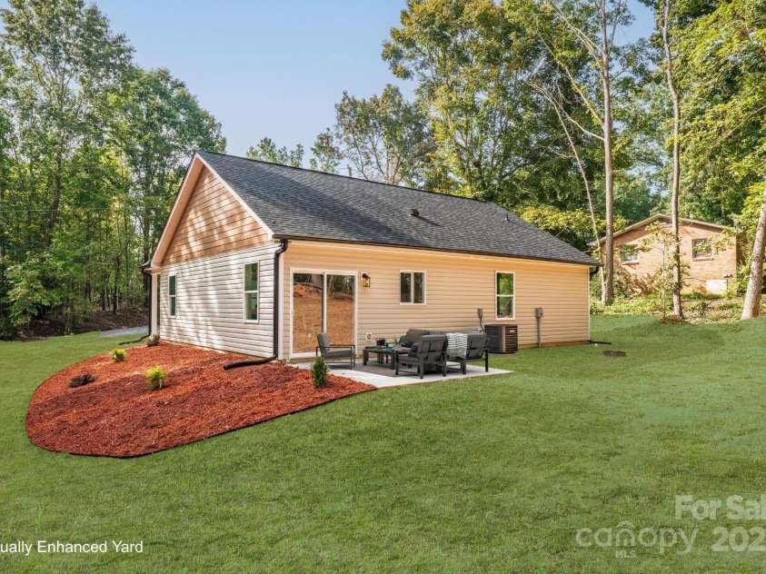2315 Marlowe Avenue, Shelby, NC 28150.  MLS# CAR4304125, YatesRealty ID 12300. 