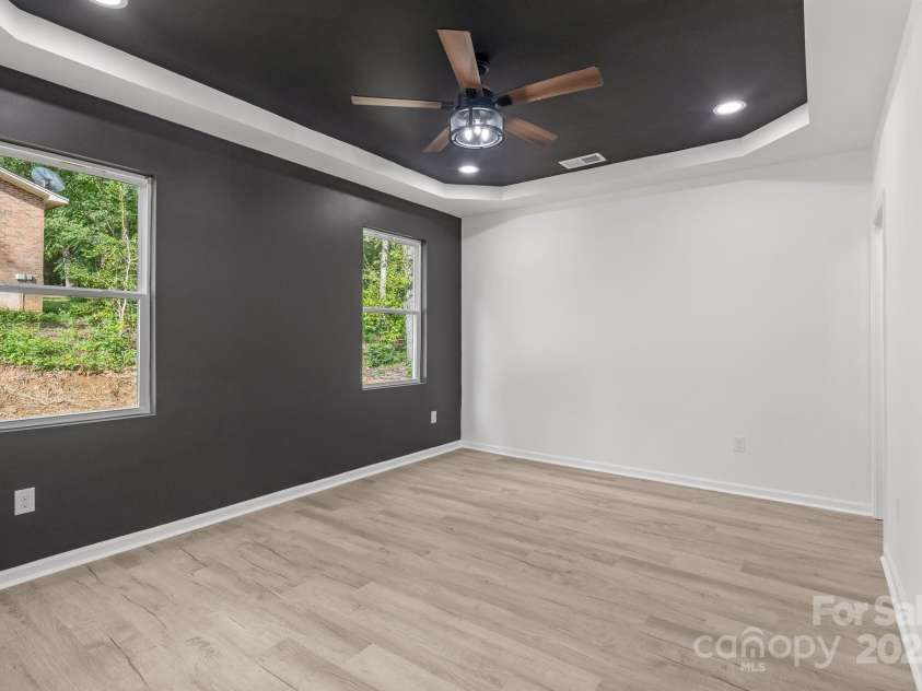 2315 Marlowe Avenue, Shelby, NC 28150.  MLS# CAR4304125, YatesRealty ID 12300. 