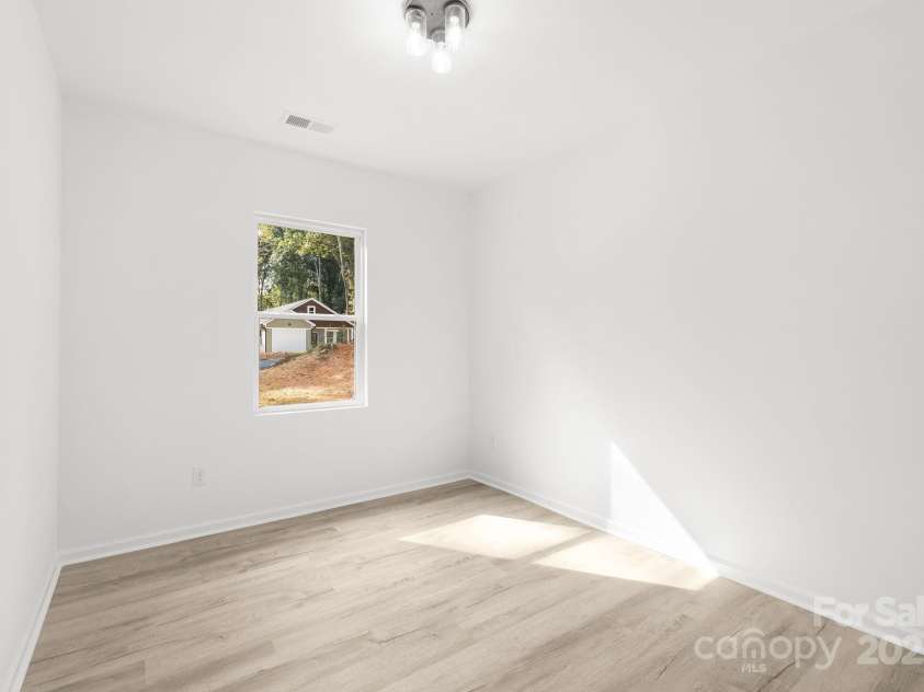 2315 Marlowe Avenue, Shelby, NC 28150.  MLS# CAR4304125, YatesRealty ID 12300. 