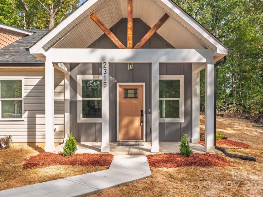 2315 Marlowe Avenue, Shelby, NC 28150.  MLS# CAR4304125, YatesRealty ID 12300. 