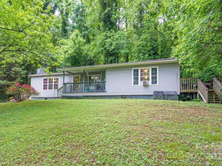 857 Hills Road, Belmont, NC 28012.  MLS# CAR4254760, YatesRealty ID 12300. 