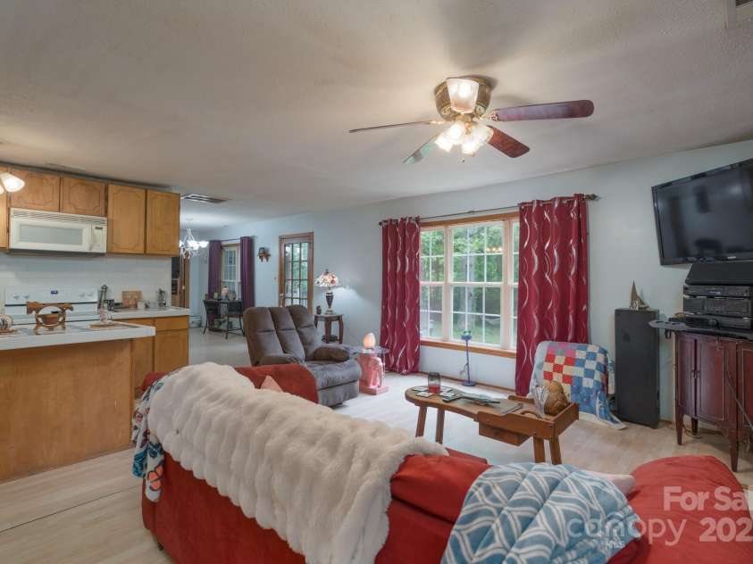 857 Hills Road, Belmont, NC 28012.  MLS# CAR4254760, YatesRealty ID 12300. 