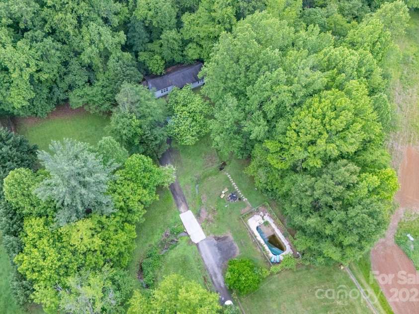 857 Hills Road, Belmont, NC 28012.  MLS# CAR4254760, YatesRealty ID 12300. 
