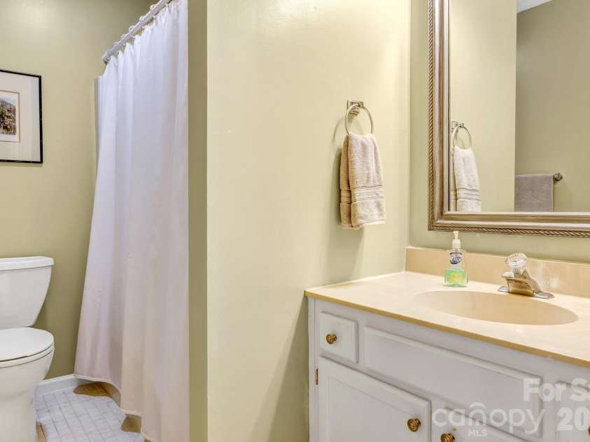 238 Park Lane, Hendersonville, NC 28791.  MLS# CAR4359768, YatesRealty ID 12301. 