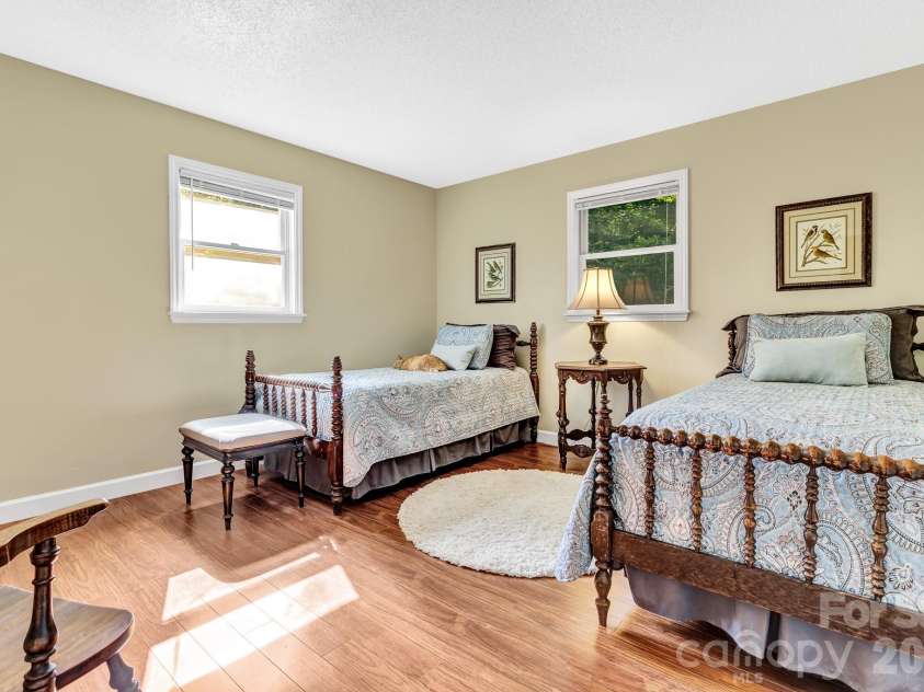 238 Park Lane, Hendersonville, NC 28791.  MLS# CAR4359768, YatesRealty ID 12301. 